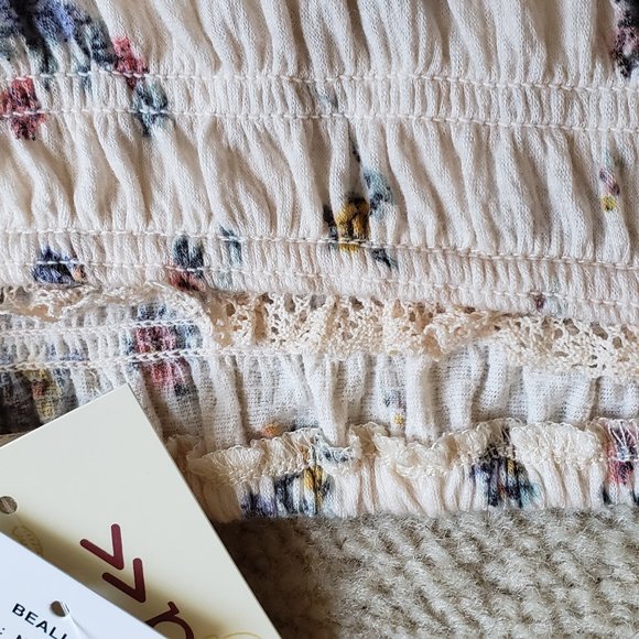 REWIND Square Neck Short Sleeve Top - Picture 4 of 7